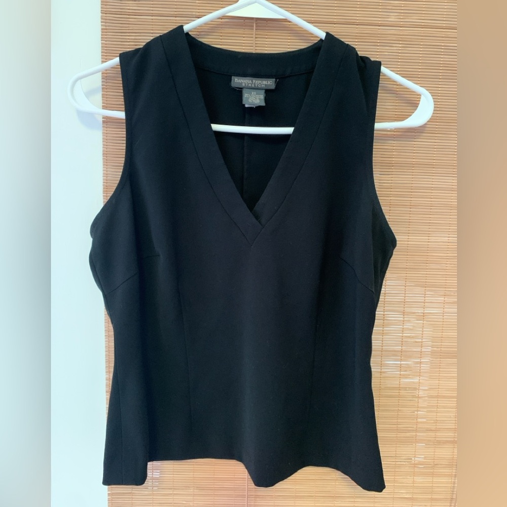 Banana Republic Black Fitted Sleeveless Tank Top